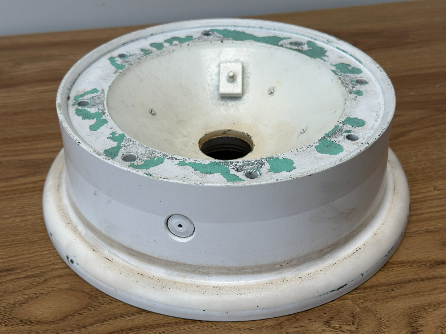 OUTER WHEEL HALF KING AIR 3-1208-1 CHG AC