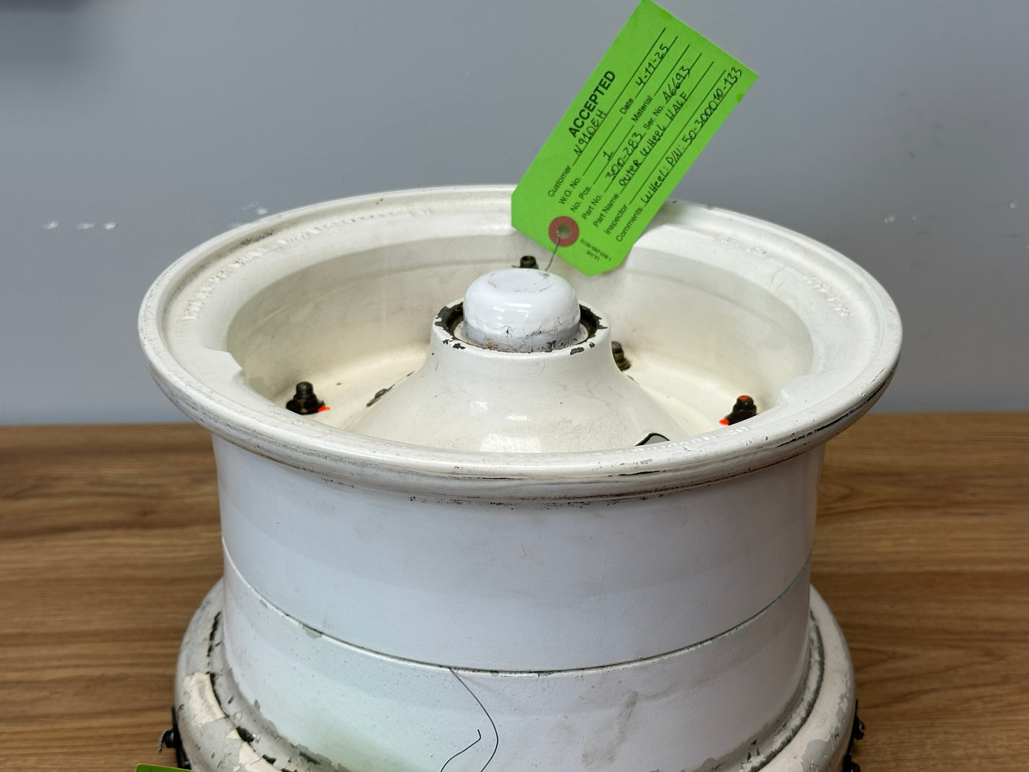 KING AIR - WHEEL OUTER+INNER. 3-1208-1 CHG AC AR CONDITION